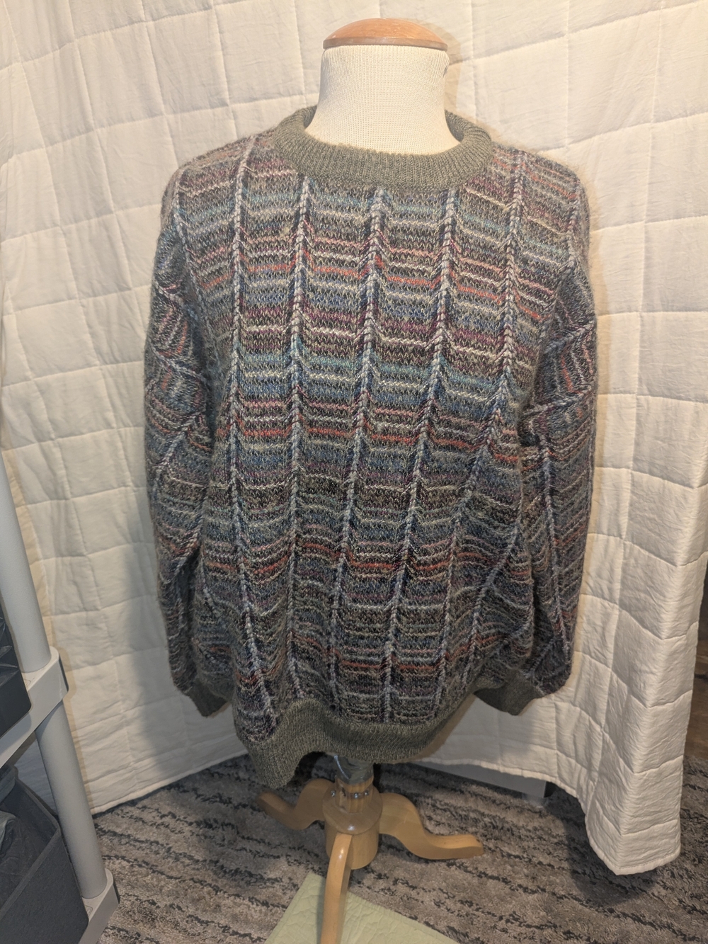 Men's Multicolor Textured Crewneck Sweater with Olive Trim